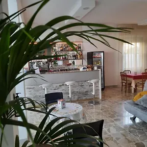 hotel-barbiani.riccione-hotels.org/