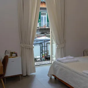 a-piazzetta.hotels-amalfi.com/